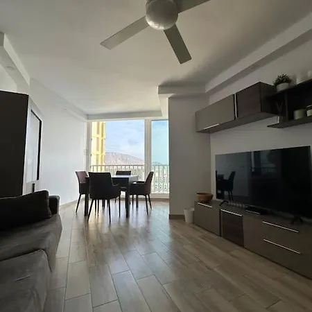 1 Bedroom Playa Americas - Apartment *