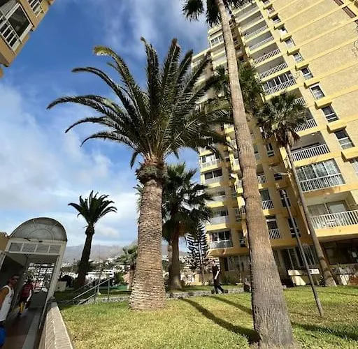 1 Bedroom Playa Americas - * Playa de las Americas (Tenerife)